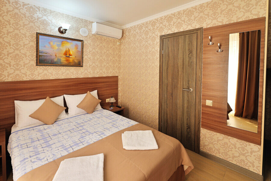 Гостиница Лорис Геленджик