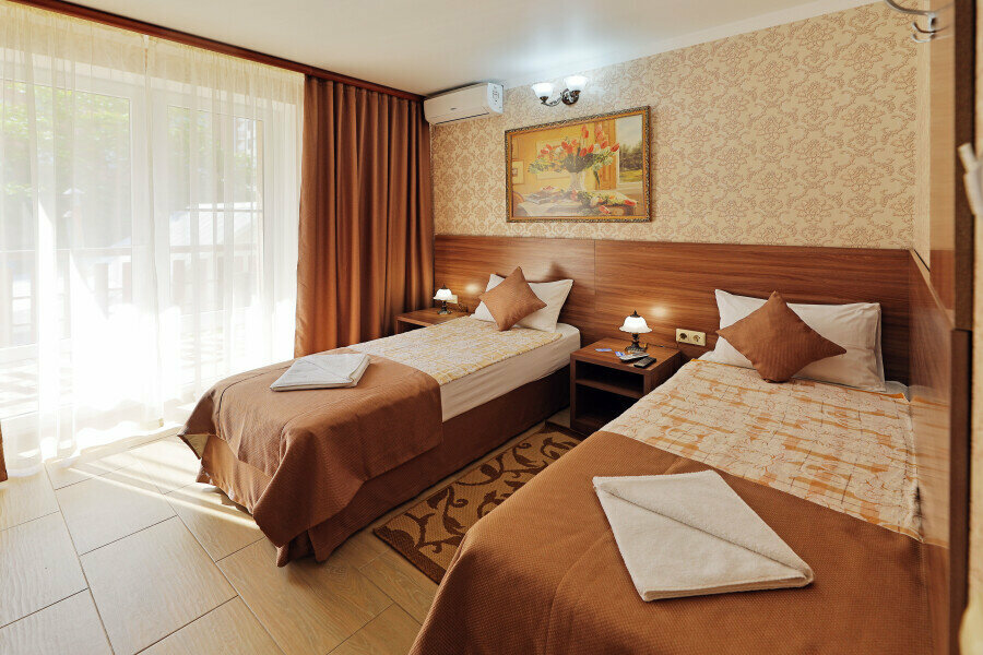 Гостиница Лорис Геленджик