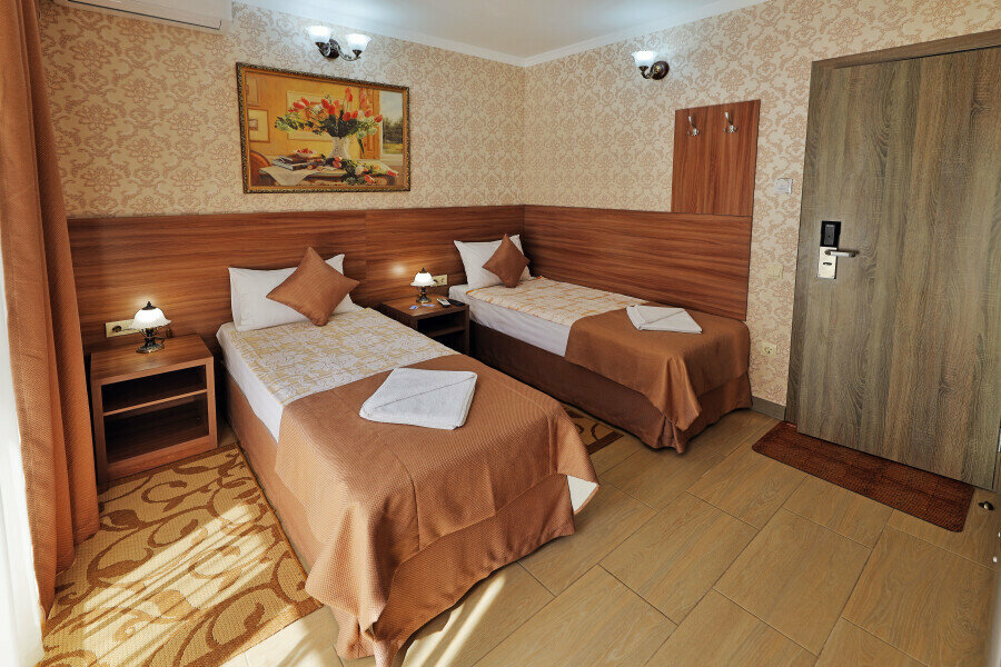 Гостиница Лорис Геленджик