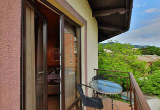 Гостиница Лорис Геленджик Семейный номер-5