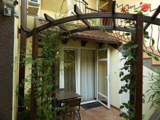 Гостиница Лорис Геленджик Улучшенный семейный номер-5