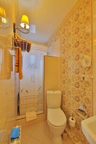 Гостиница Лорис Геленджик Трехместный номер-4