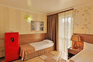 Гостиница Лорис Геленджик Трехместный номер-5