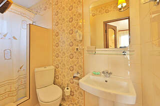 Гостиница Лорис Геленджик Трехместный номер-7